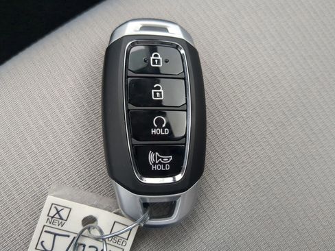 New 2026 Hyundai Venue SEL FWD image 27