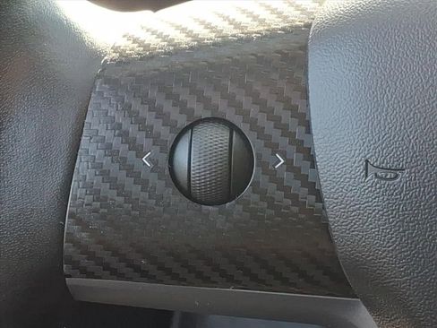 Used 2019 Tesla Model 3 Standard Range Plus image 10