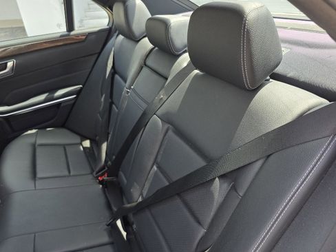 Used 2016 Mercedes-Benz E 350 Sedan w/ Premium Package image 31