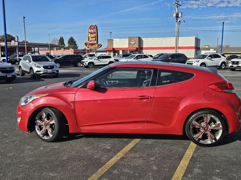 Used 2015 Hyundai Veloster w/ Option Group 03 image 2