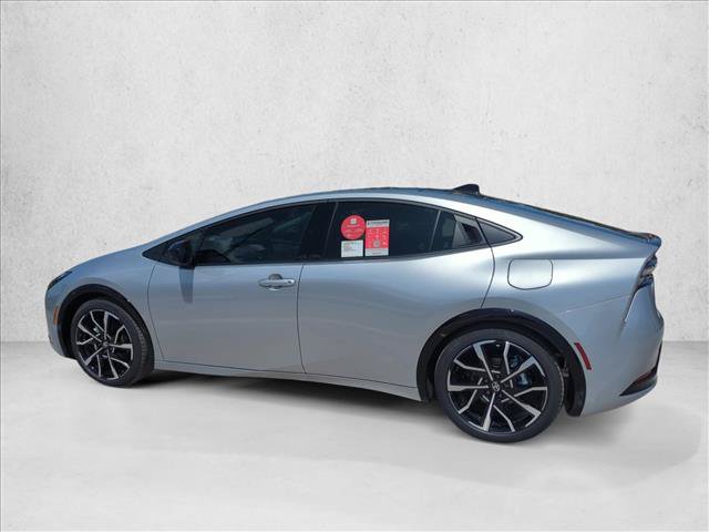 New 2027 Toyota Prius Plug-In Hybrid FWD image 8