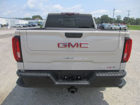 New 2026 GMC Sierra 1500 AT4X AWD/4WD image 5
