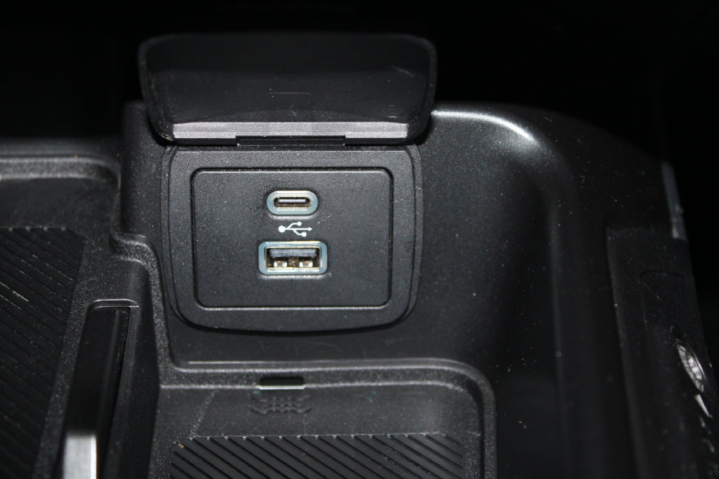 Used 2025 Ford Bronco Outer Banks AWD/4WD image 46
