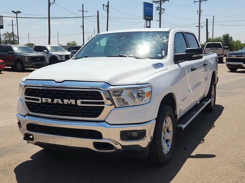 Used 2024 RAM 1500 Big Horn AWD/4WD image 1