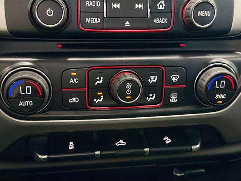 Used 2015 GMC Sierra 1500 SLE w/ SLE Value Package image 13