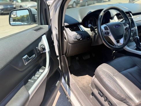 Used 2014 Ford Edge SEL w/ Equipment Group 205A FWD image 9