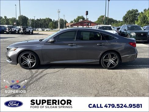 Used 2022 Honda Accord Touring image 11