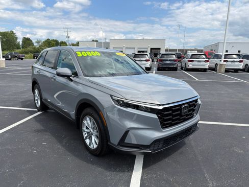 Used 2024 Honda CR-V EX image 8
