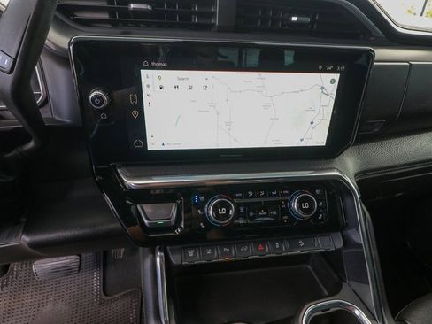 Used 2024 GMC Sierra 3500 Denali w/ Denali Reserve Package image 18