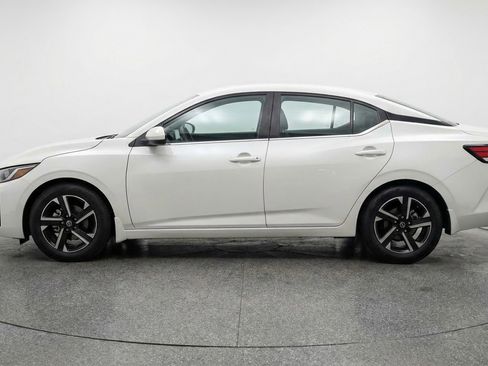 Used 2025 Nissan Sentra SV FWD image 5