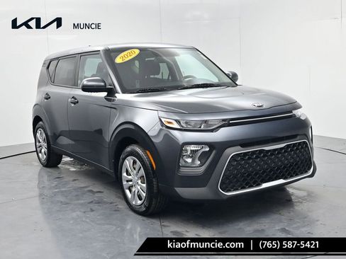 Used 2020 Kia Soul LX image 1