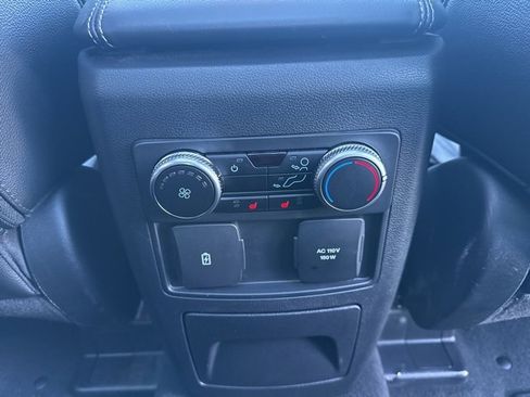 Used 2022 Ford Explorer Limited w/ Equipment Group 301A image 13