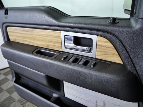 Used 2011 Ford F150 Lariat image 27
