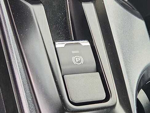Certified 2026 Subaru Forester Premium AWD/4WD image 25