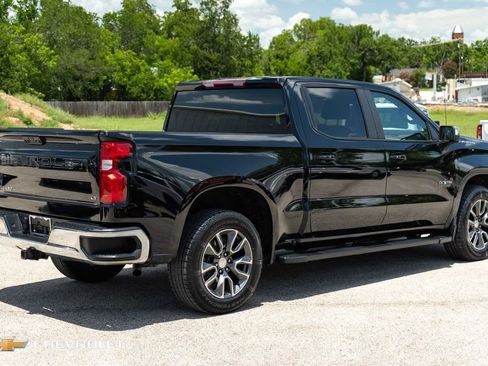 Used 2023 Chevrolet Silverado 1500 LT w/ Protection Package RWD image 7