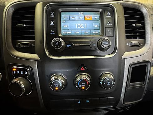 Used 2014 RAM 1500 Express RWD image 21