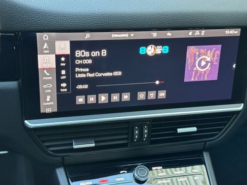 Used 2021 Porsche Cayenne S image 18