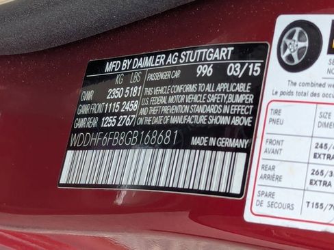 Used 2016 Mercedes-Benz E 400 Sedan image 22