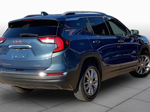 Used 2024 GMC Terrain SLT AWD/4WD image 14