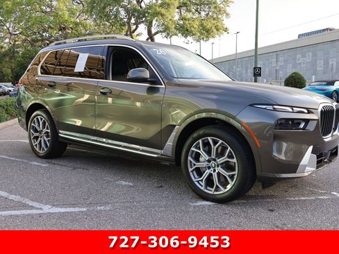 Used 2026 BMW X7 xDrive40i AWD/4WD image 12