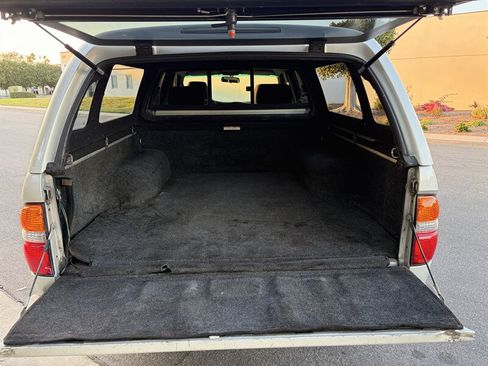 Used 2003 Toyota Tacoma PreRunner RWD image 7