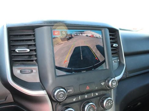 Used 2023 RAM 1500 Big Horn image 33