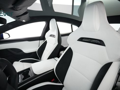 Used 2025 Tesla Model S Plaid AWD/4WD image 4