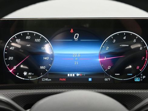 New 2025 Mercedes-Benz CLA 250 4MATIC image 9