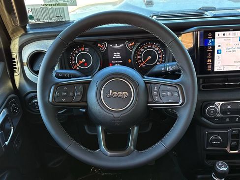 New 2026 Jeep Gladiator Sport AWD/4WD image 26