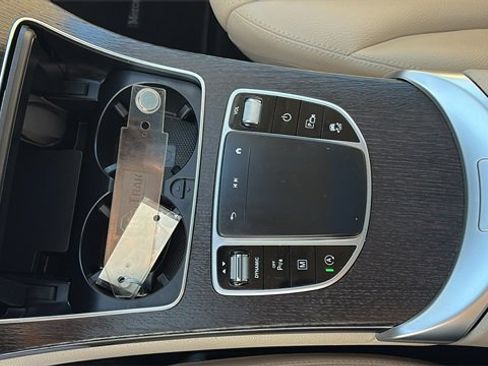 Used 2022 Mercedes-Benz GLC 300 image 15