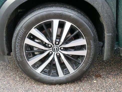 Certified 2024 Nissan Pathfinder Platinum w/ Cargo Package image 15