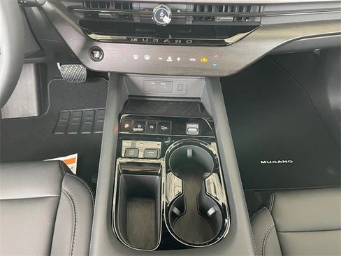 New 2025 Nissan Murano SV image 11