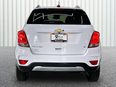 Used 2017 Chevrolet Trax LT w/ LT Convenience Package AWD/4WD image 5