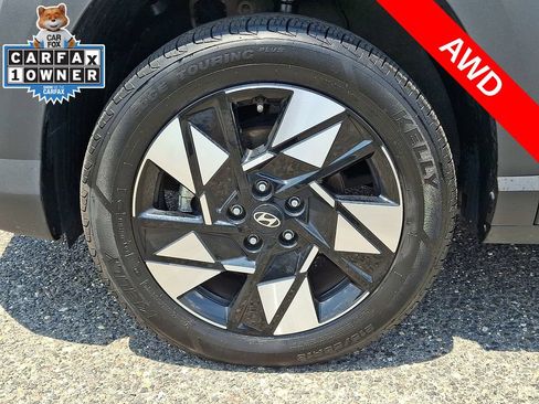 Used 2024 Hyundai Kona SEL AWD/4WD image 8