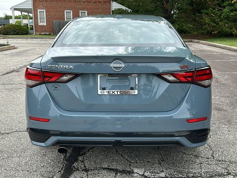 Certified 2024 Nissan Sentra SR FWD image 5