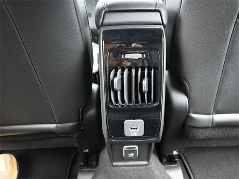 New 2026 Jeep Compass Latitude image 26