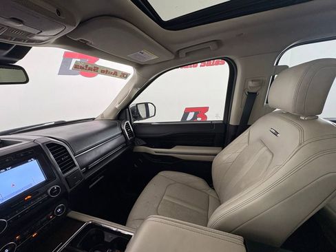Used 2019 Ford Expedition Platinum RWD image 38