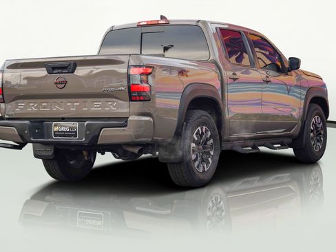 Used 2023 Nissan Frontier PRO-4X w/ Technology Package image 13