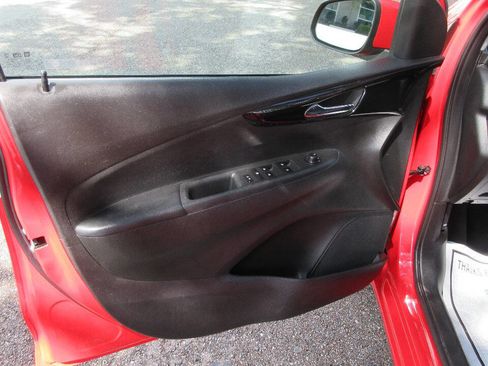 Used 2021 Chevrolet Spark LT w/ Driver Confidence Package image 13