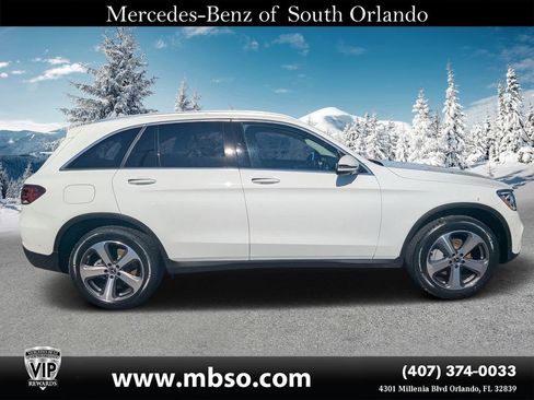Certified 2022 Mercedes-Benz GLC 300 GLC 300 w/ Premium Package Lite image 16