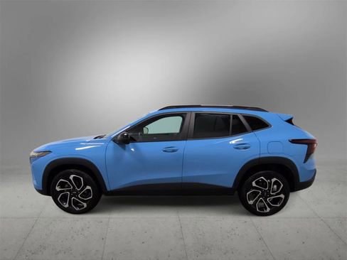 Used 2024 Chevrolet Trax RS w/ Sunroof Package image 5