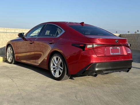 Certified 2022 Lexus IS 300 image 10