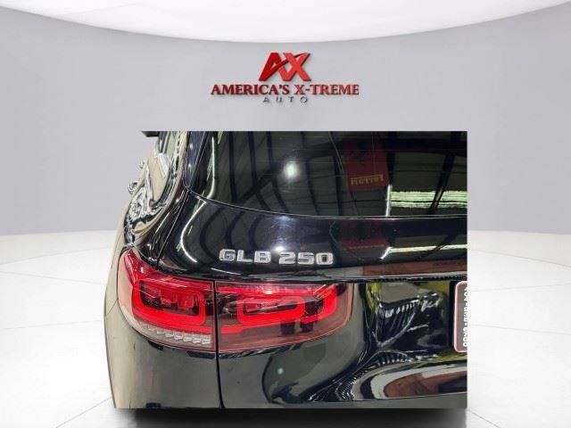 Used 2021 Mercedes-Benz GLB 250 image 18