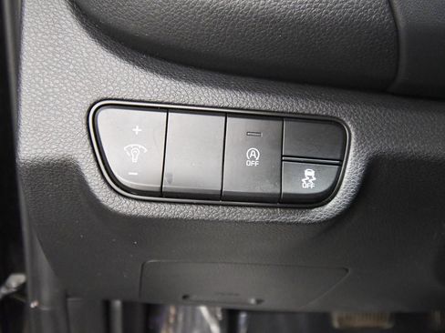 Certified 2024 Kia Seltos EX image 20