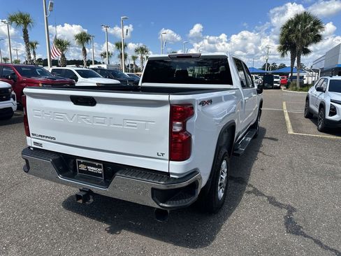 Used 2025 Chevrolet Silverado 2500 LT w/ Convenience Package AWD/4WD image 16