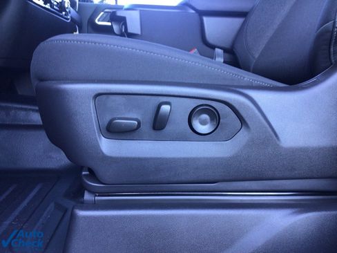 Used 2025 Chevrolet Silverado 2500 LT image 15