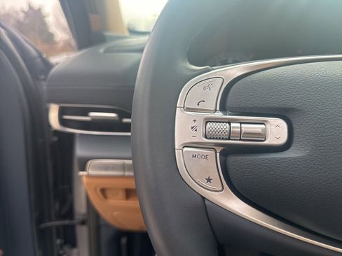 Used 2024 Genesis GV80 2.5T w/ Advanced Package image 17