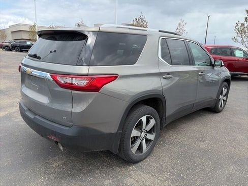 Used 2018 Chevrolet Traverse LT w/ LPO, Floor Liner Package AWD/4WD image 5