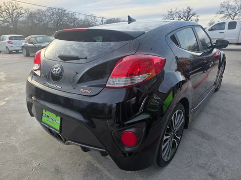 Used 2016 Hyundai Veloster Turbo image 9