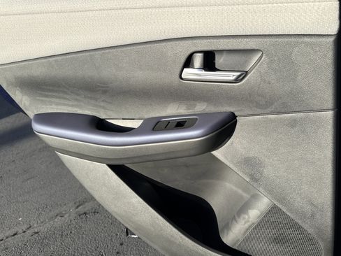 New 2026 Nissan Leaf Platinum+ image 11